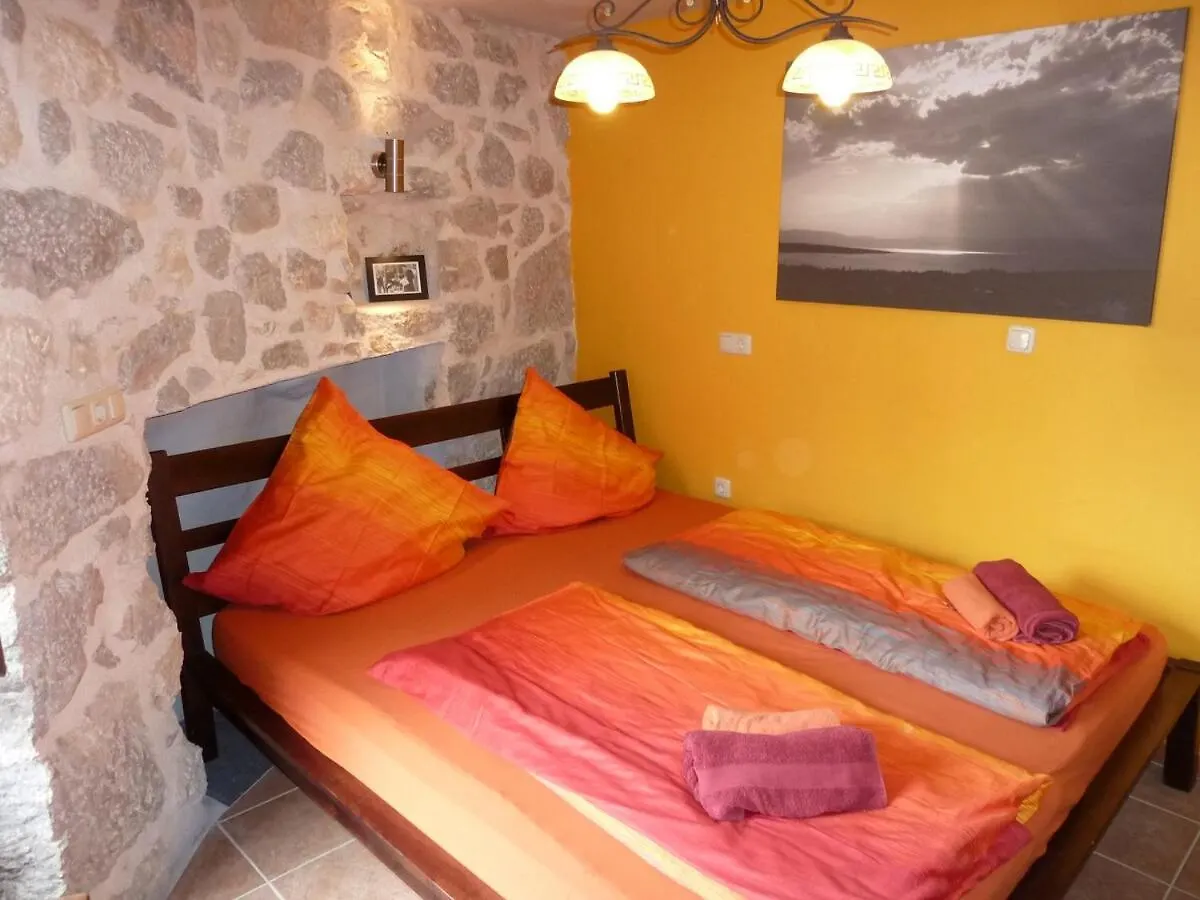 Appartment Peppone - Turm Krk Malinska 0*,  Croatia